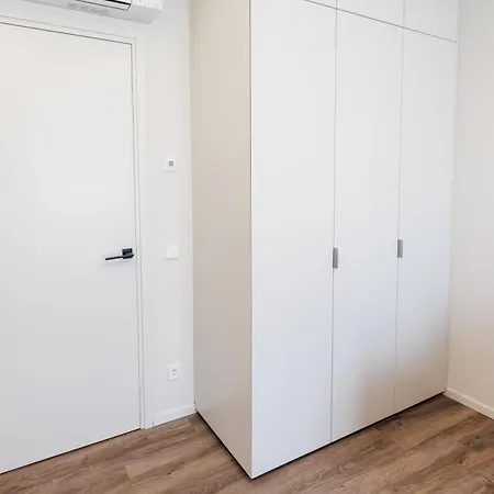 Apartment Amberstone Brothers *