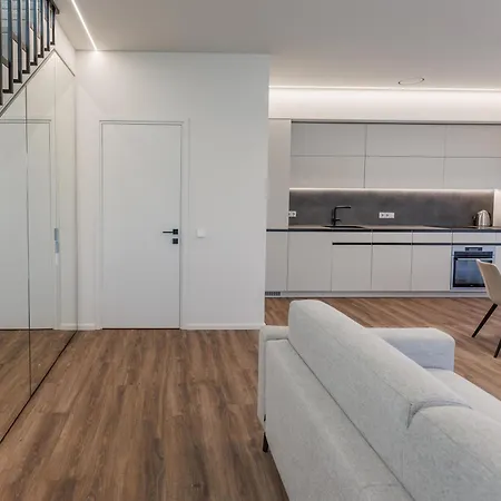 Апартаменти Amberstone Brothers *