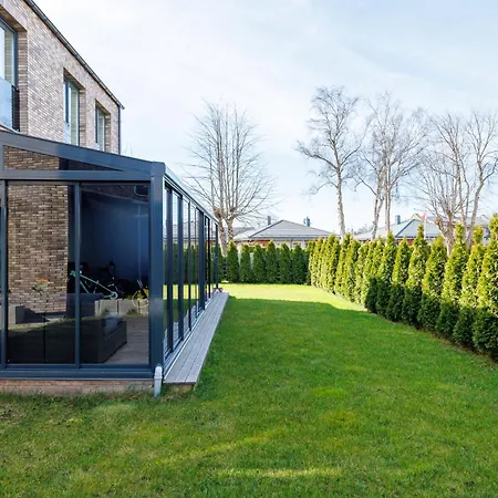 Amberstone Brothers Апартаменти Паланга