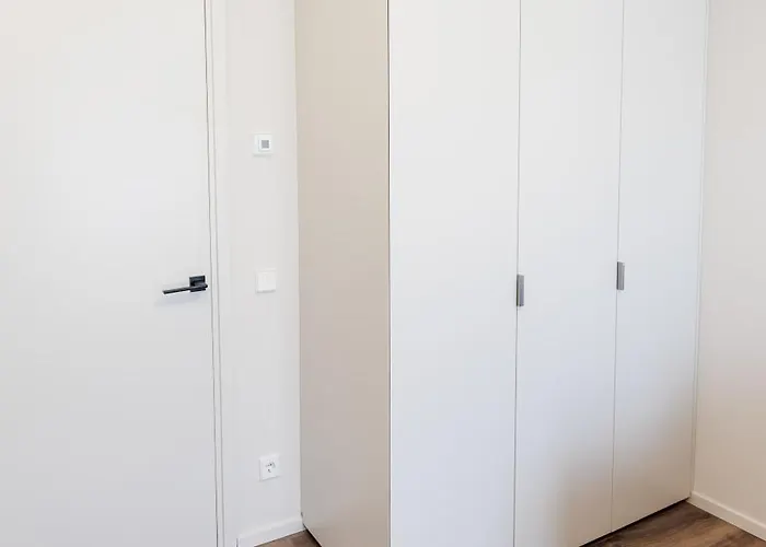 Апартаменти Amberstone Brothers *