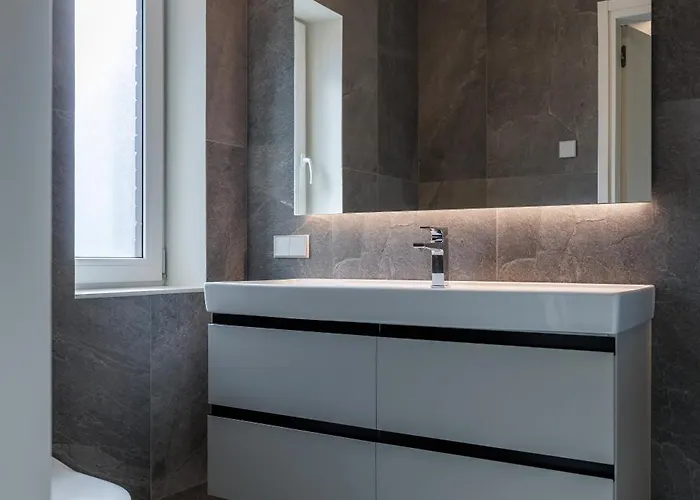 Amberstone Brothers Апартаменти Паланга