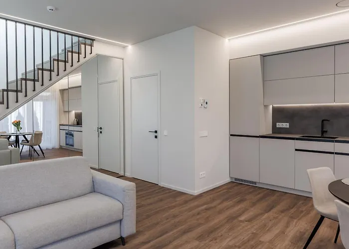 Amberstone Brothers Апартаменти