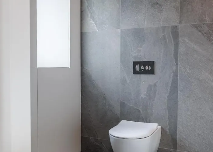 Amberstone Brothers Паланга