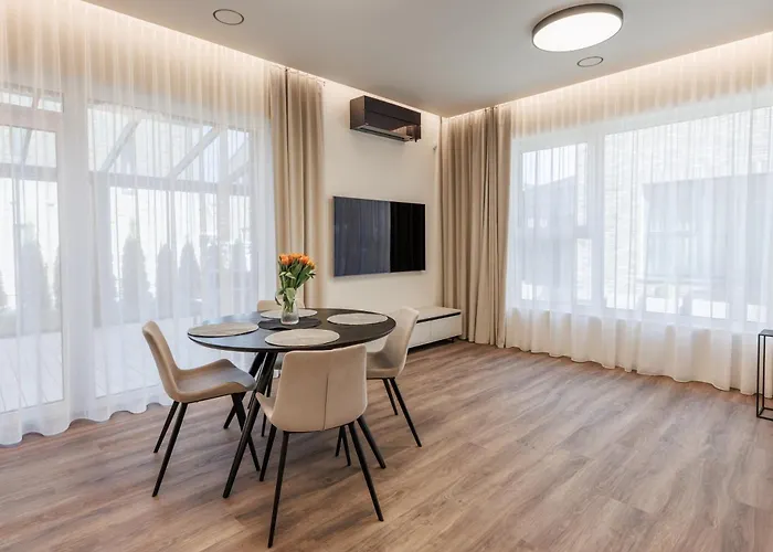 Amberstone Brothers Апартаменти