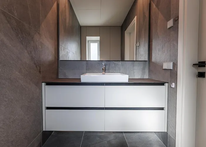 Апартаменти Amberstone Brothers *