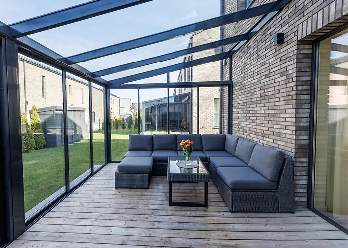 Amberstone Brothers Паланга