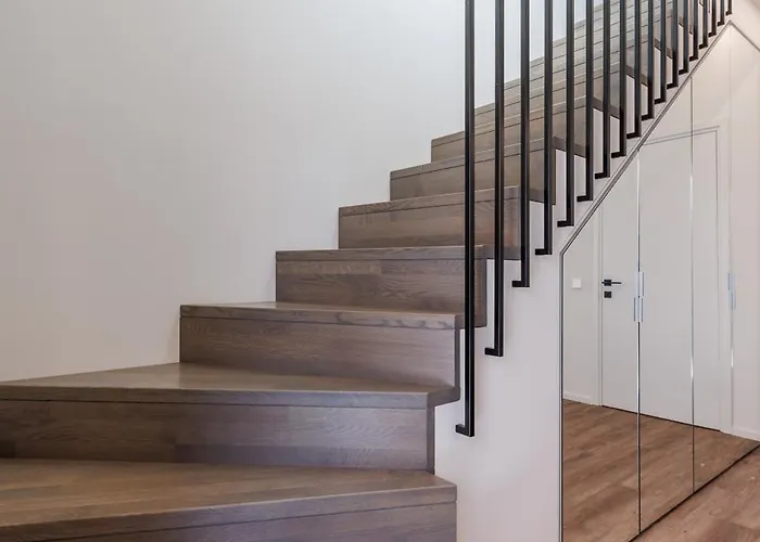 Amberstone Brothers Апартаменти